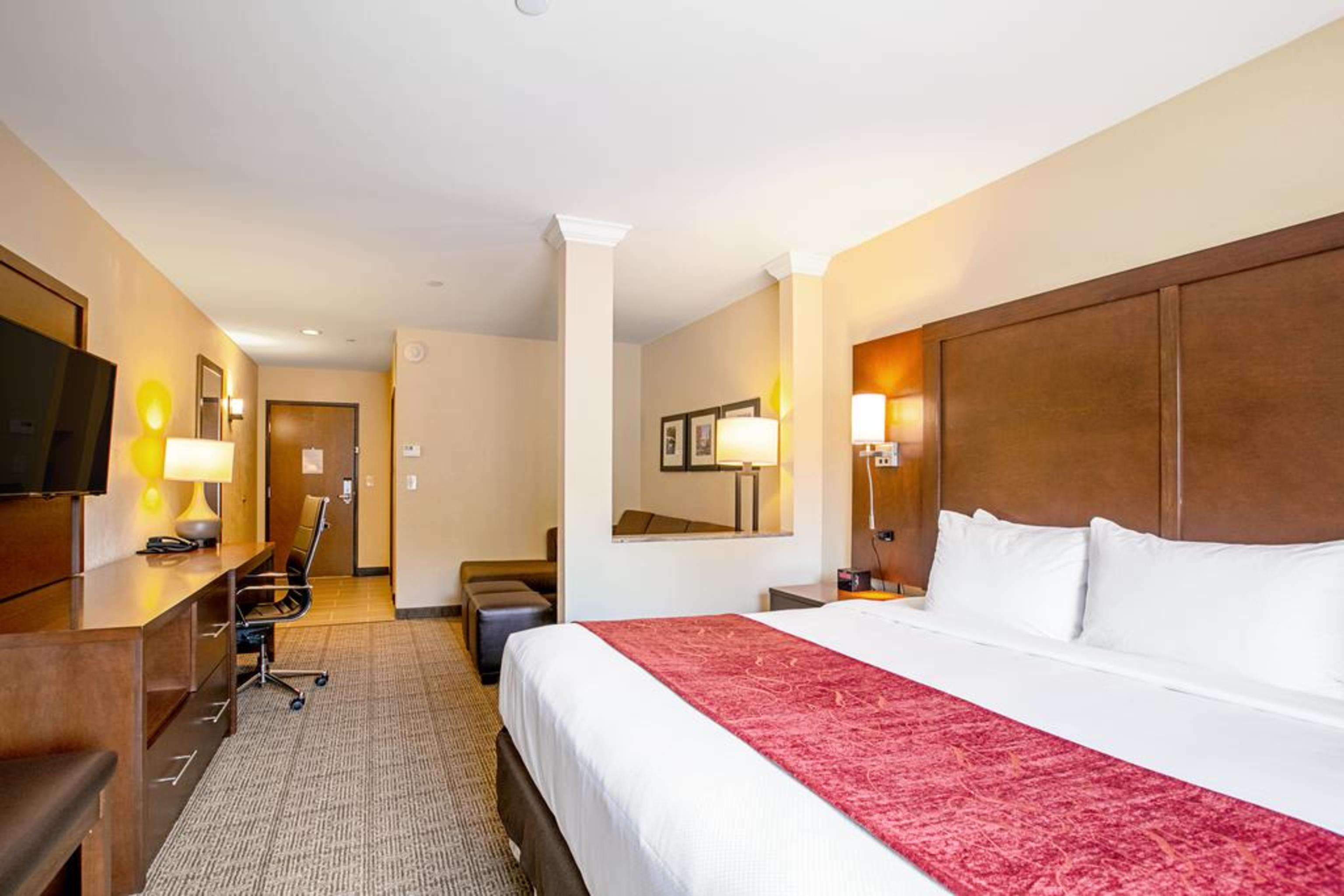 Comfort Suites Fishkill Near Interstate 84 Zewnętrze zdjęcie