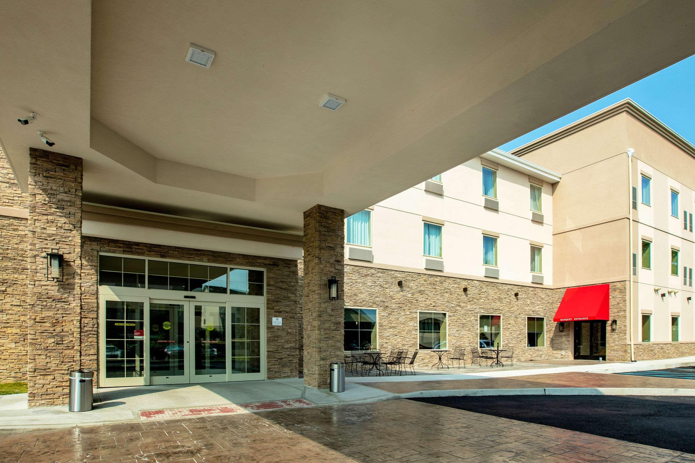 Comfort Suites Fishkill Near Interstate 84 Zewnętrze zdjęcie