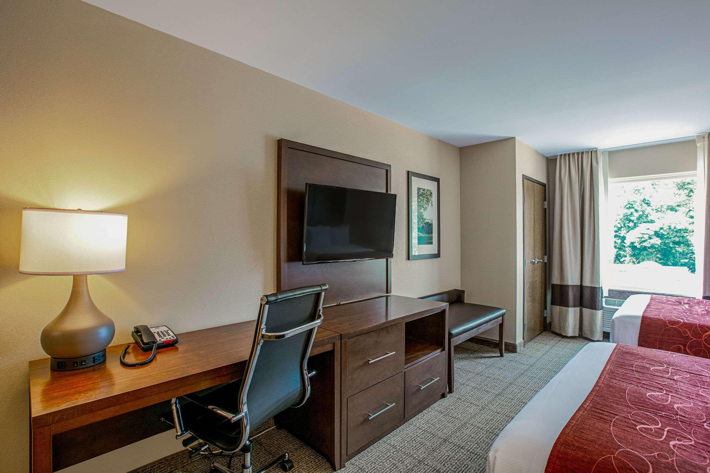 Comfort Suites Fishkill Near Interstate 84 Zewnętrze zdjęcie