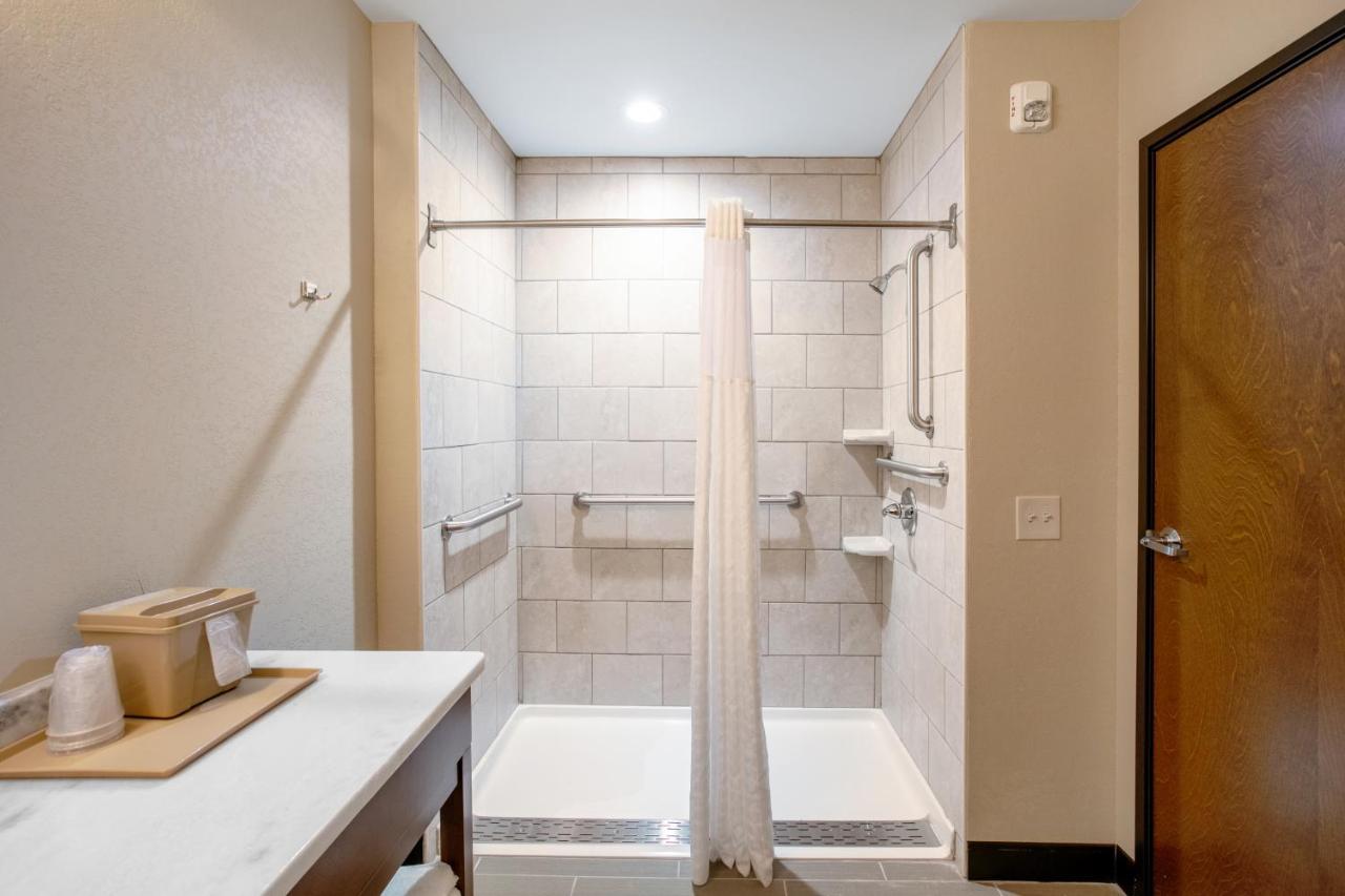 Comfort Suites Fishkill Near Interstate 84 Zewnętrze zdjęcie